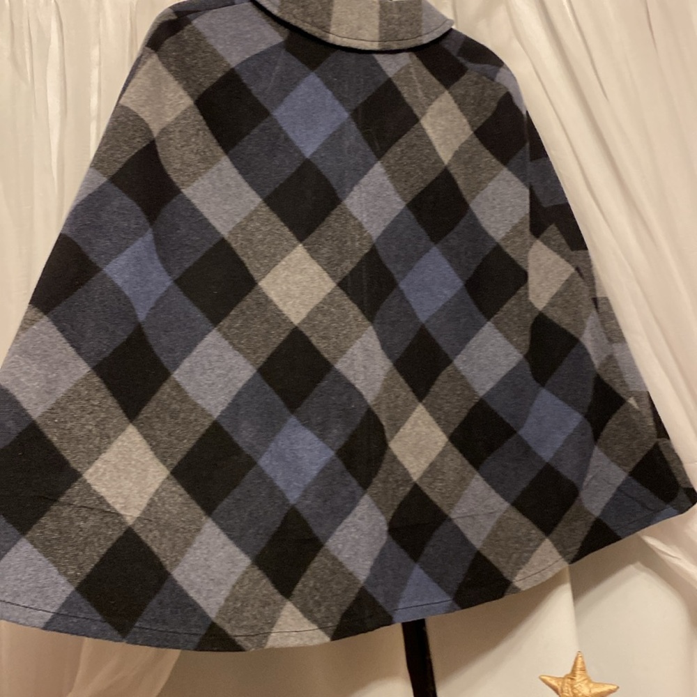 Pendleton Zip Cape, Size Medium - image 5